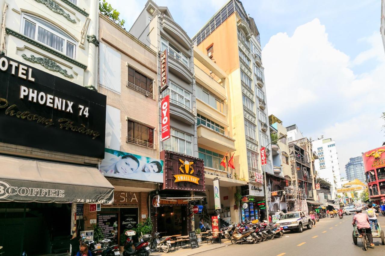 Oyo 438 Small Bay Hotel Cidade de Ho Chi Minh Exterior foto