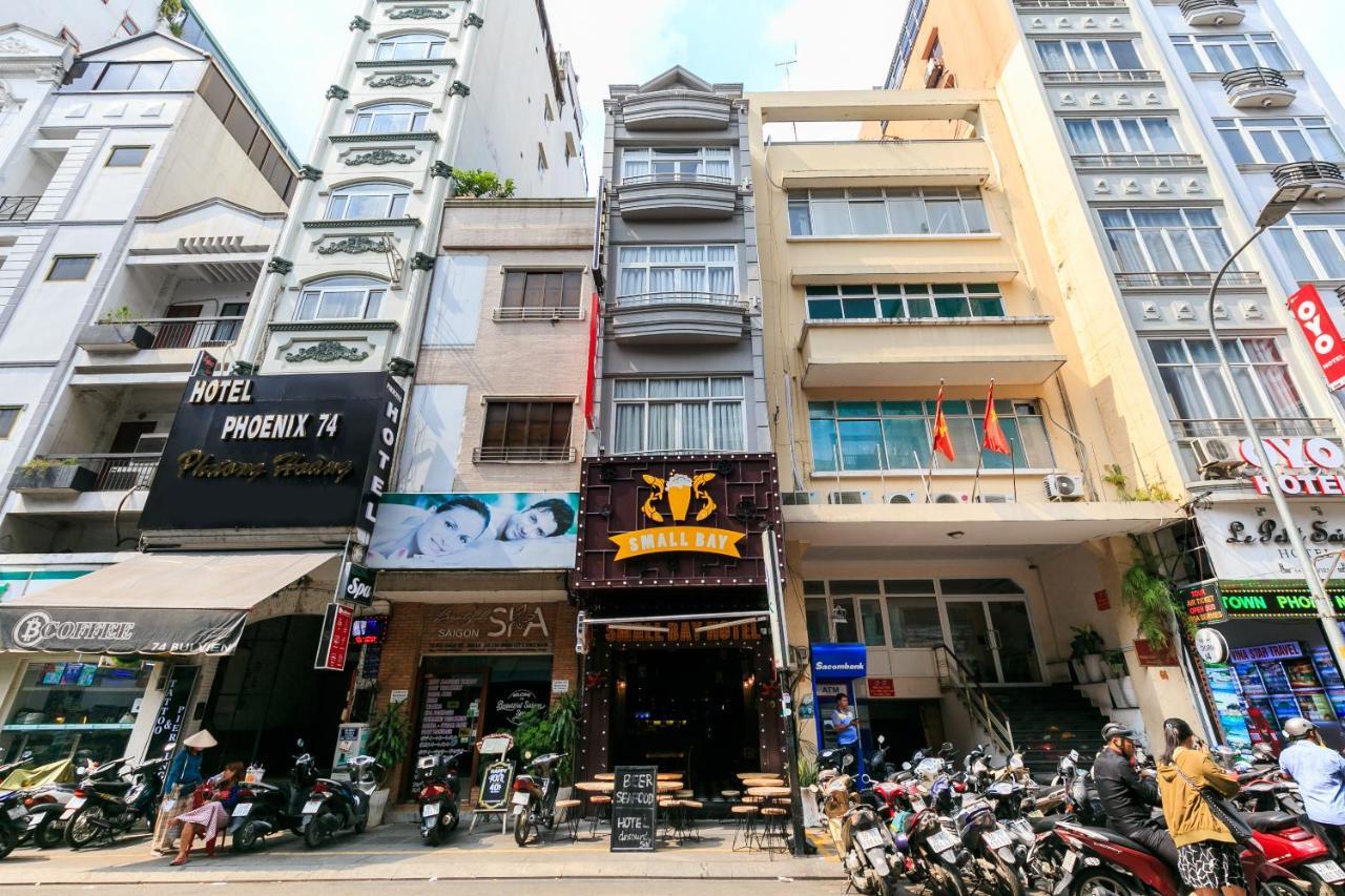 Oyo 438 Small Bay Hotel Cidade de Ho Chi Minh Exterior foto