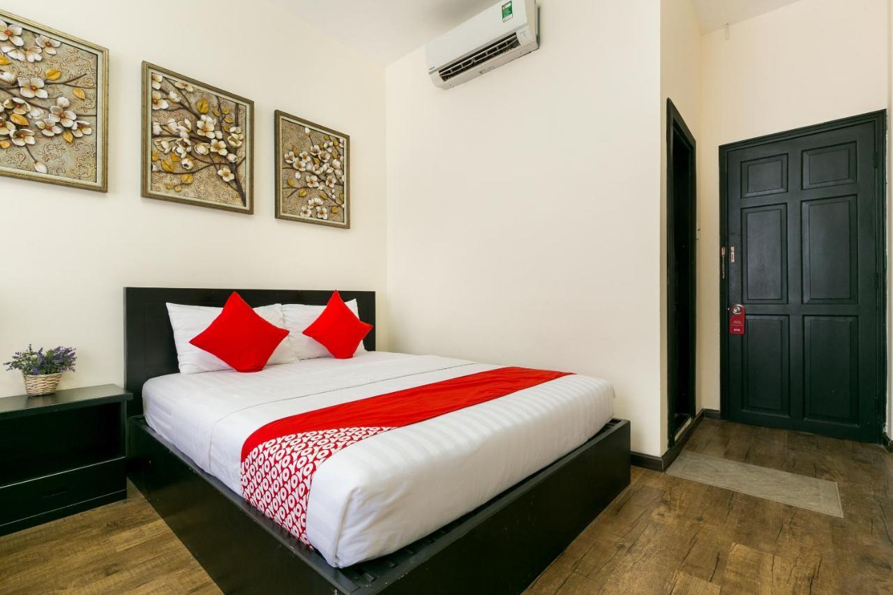 Oyo 438 Small Bay Hotel Cidade de Ho Chi Minh Exterior foto